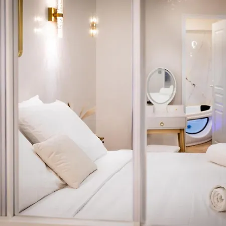 Sublime 3 A Montmartre Avec Clim Et Jacuzzi דירה פריז