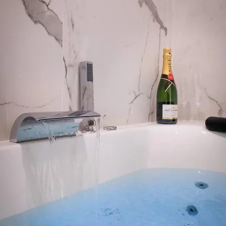 Sublime 3 A Montmartre Avec Clim Et Jacuzzi