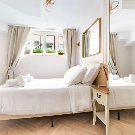 Sublime 3 A Montmartre Avec Clim Et Jacuzzi * Париж