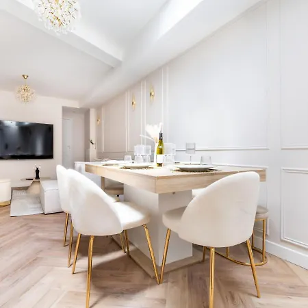 Апартаменты Sublime 3 A Montmartre Avec Clim Et Jacuzzi *