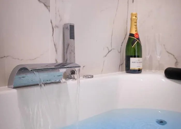 Sublime 3 A Montmartre Avec Clim Et Jacuzzi