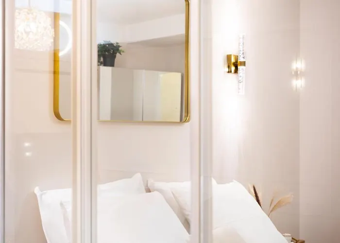 公寓 Sublime 3 A Montmartre Avec Clim Et Jacuzzi *