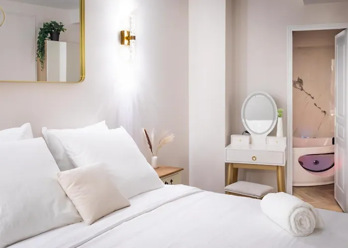 Sublime 3 A Montmartre Avec Clim Et Jacuzzi * 巴黎